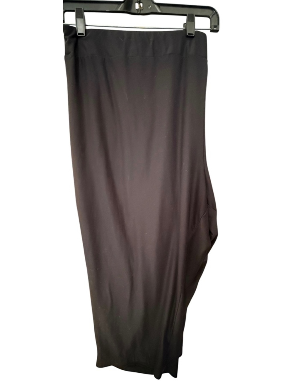 Terra & Sky Black Capri Leggings 5X